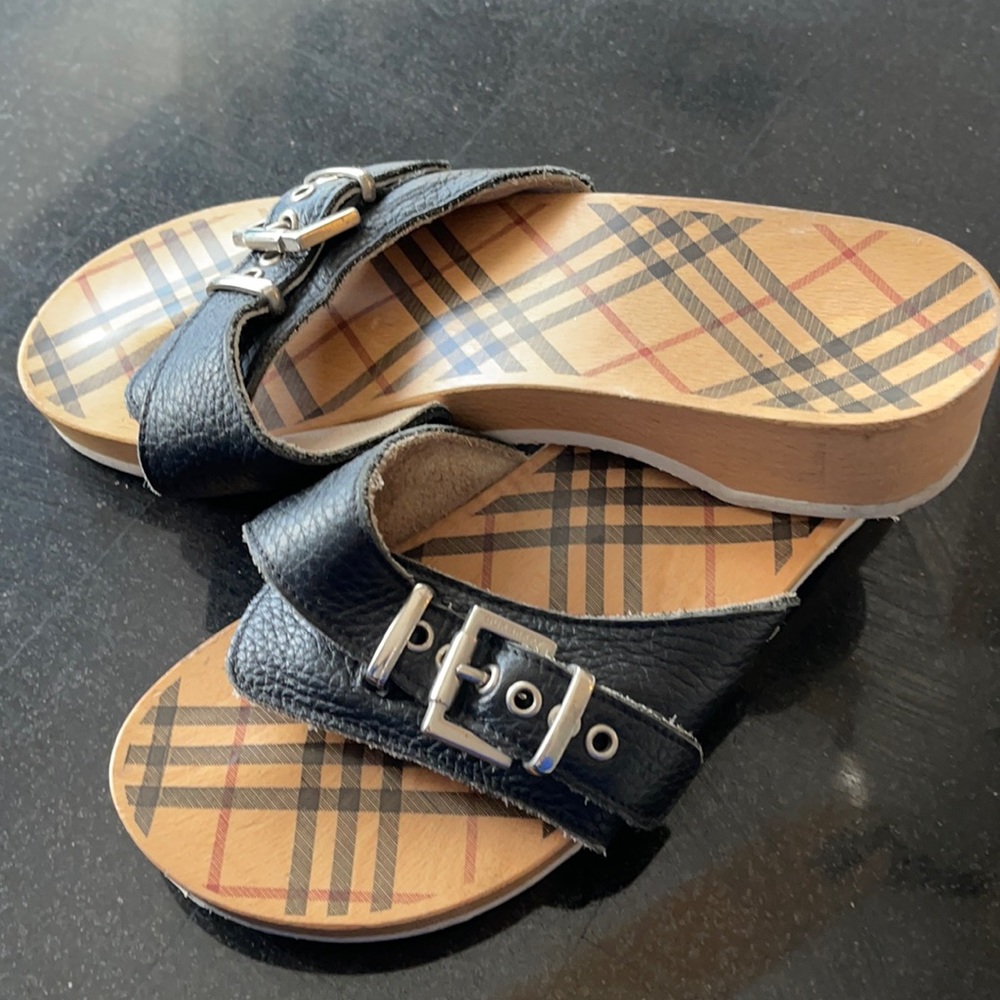 Burberry sandals